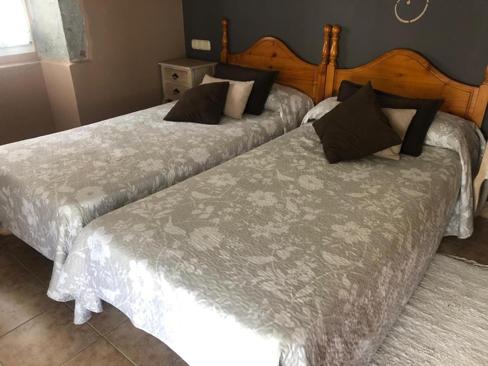Hostal Ekaitza Hotell Lesaka Eksteriør bilde